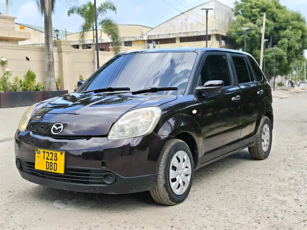 Mazda Verisa Gari Inauzwa thumbnail 3