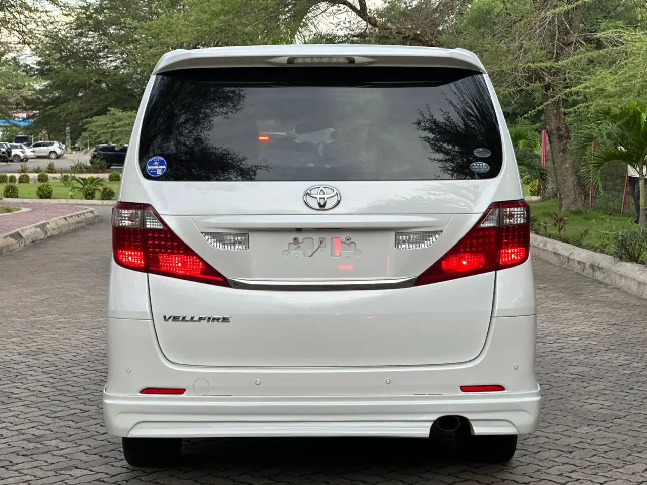 Toyota Vellfire 2008 thumbnail 4