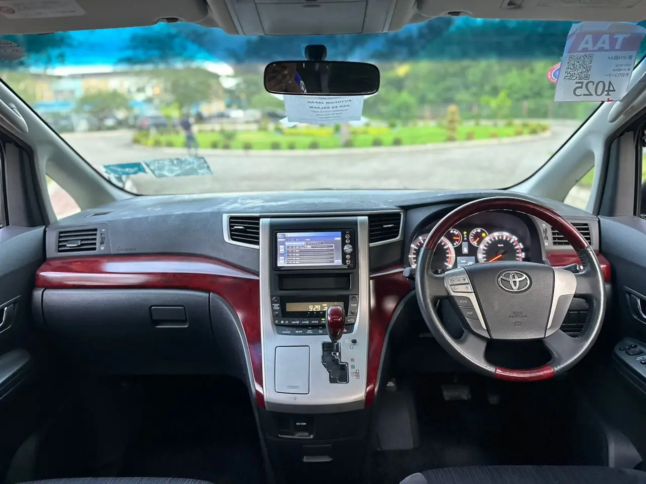 Toyota Vellfire 2008 thumbnail 8