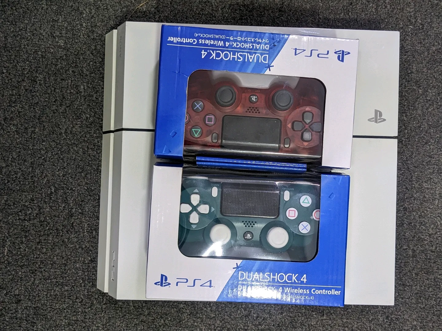 White Sony PS4 Fat Edition with 7 Games & 2 Controllers thumbnail 4