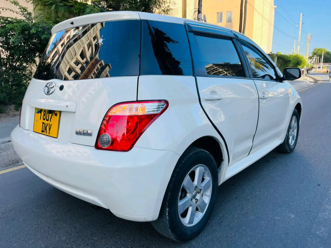 Toyota Ist 2007 Nyeupe, 1290cc, Low Mileage thumbnail 5