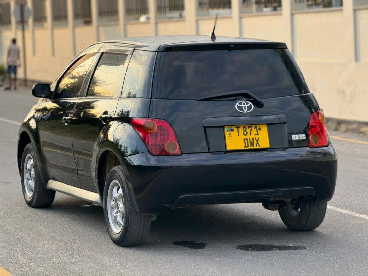 Toyota IST 2004 Automatic Excellent Condition thumbnail 4