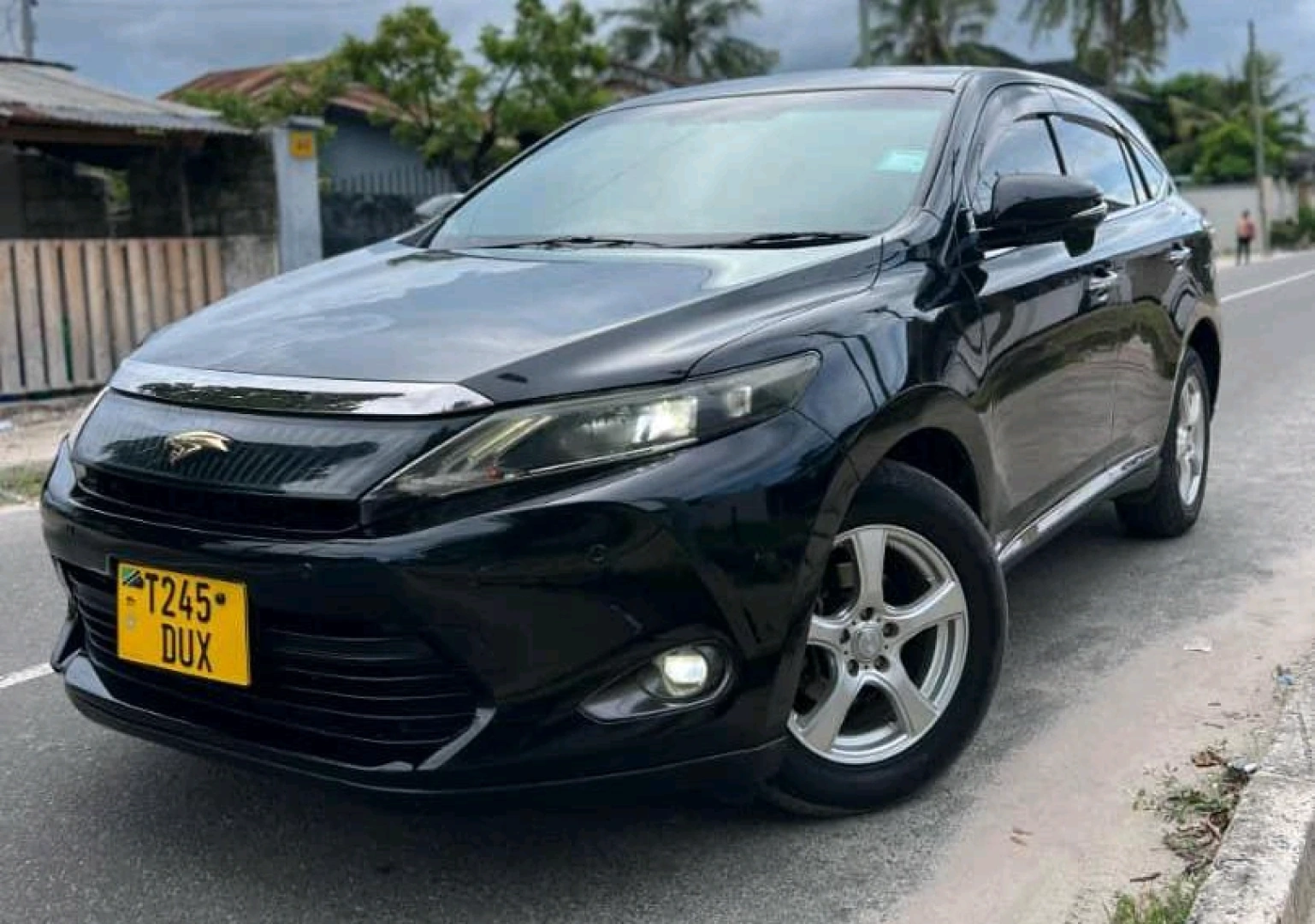 Toyota Harrier Anaconda DUX 2015 thumbnail 4