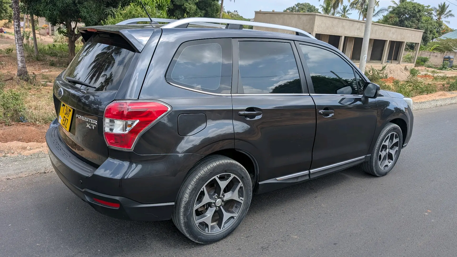 Subaru Forester SJG 2014 Full Option thumbnail 5