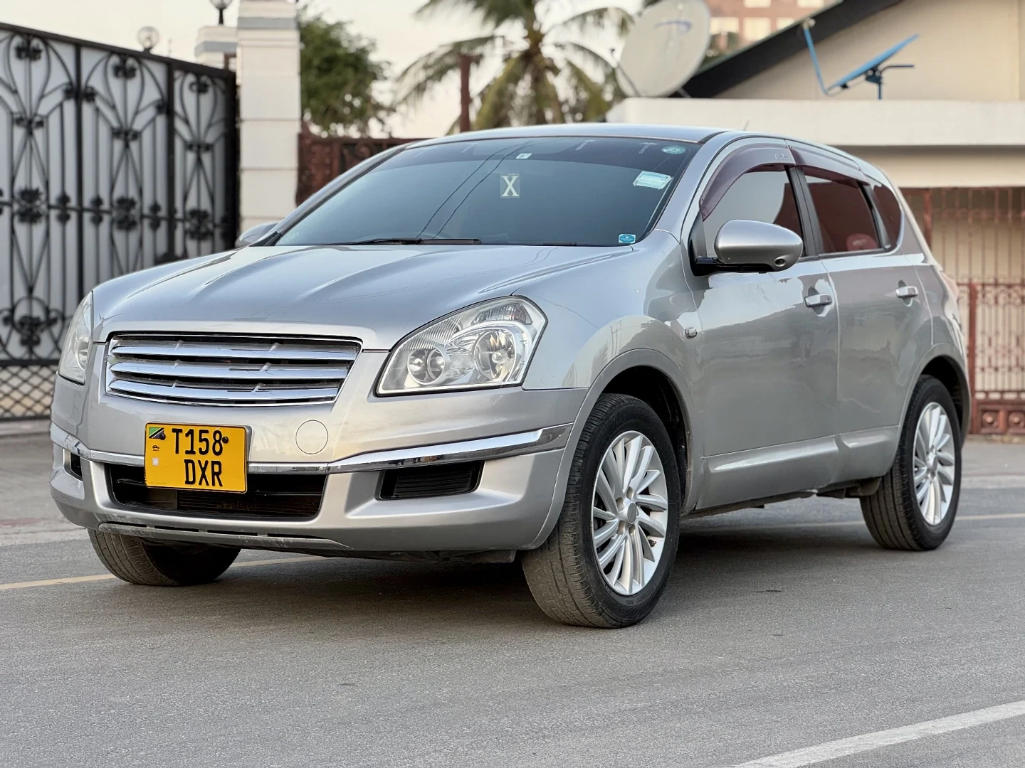 Nissan Dualis (Qashqai) SUV Silver 2008