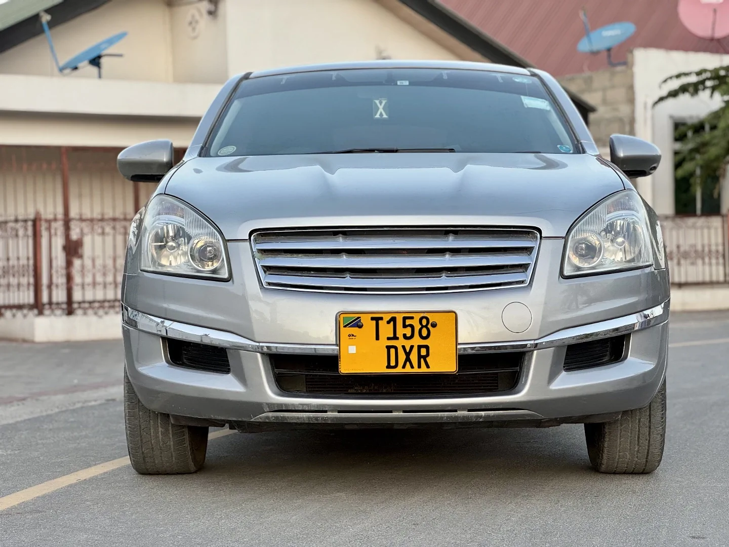 Nissan Dualis (Qashqai) SUV Silver 2008 thumbnail 2