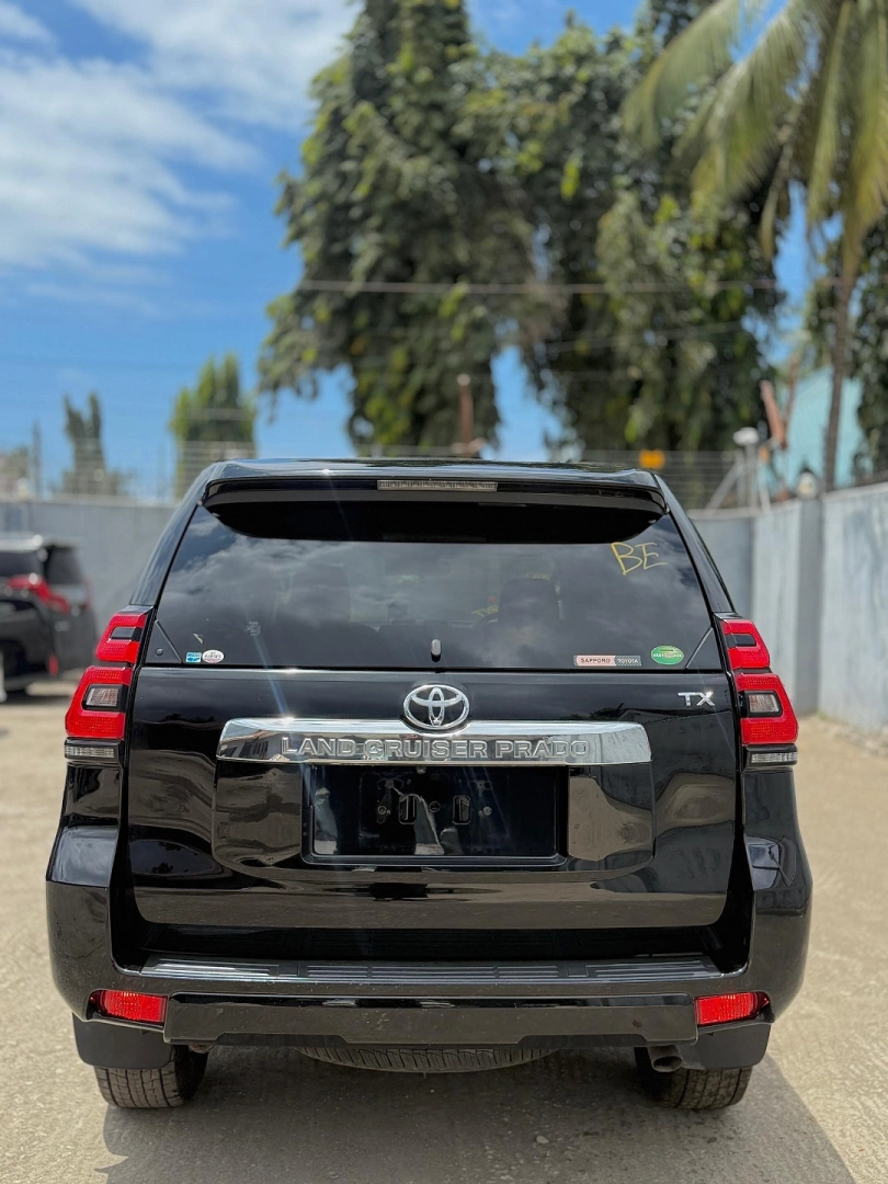 2018 Toyota Land Cruiser Prado TX Diesel SUV thumbnail 2