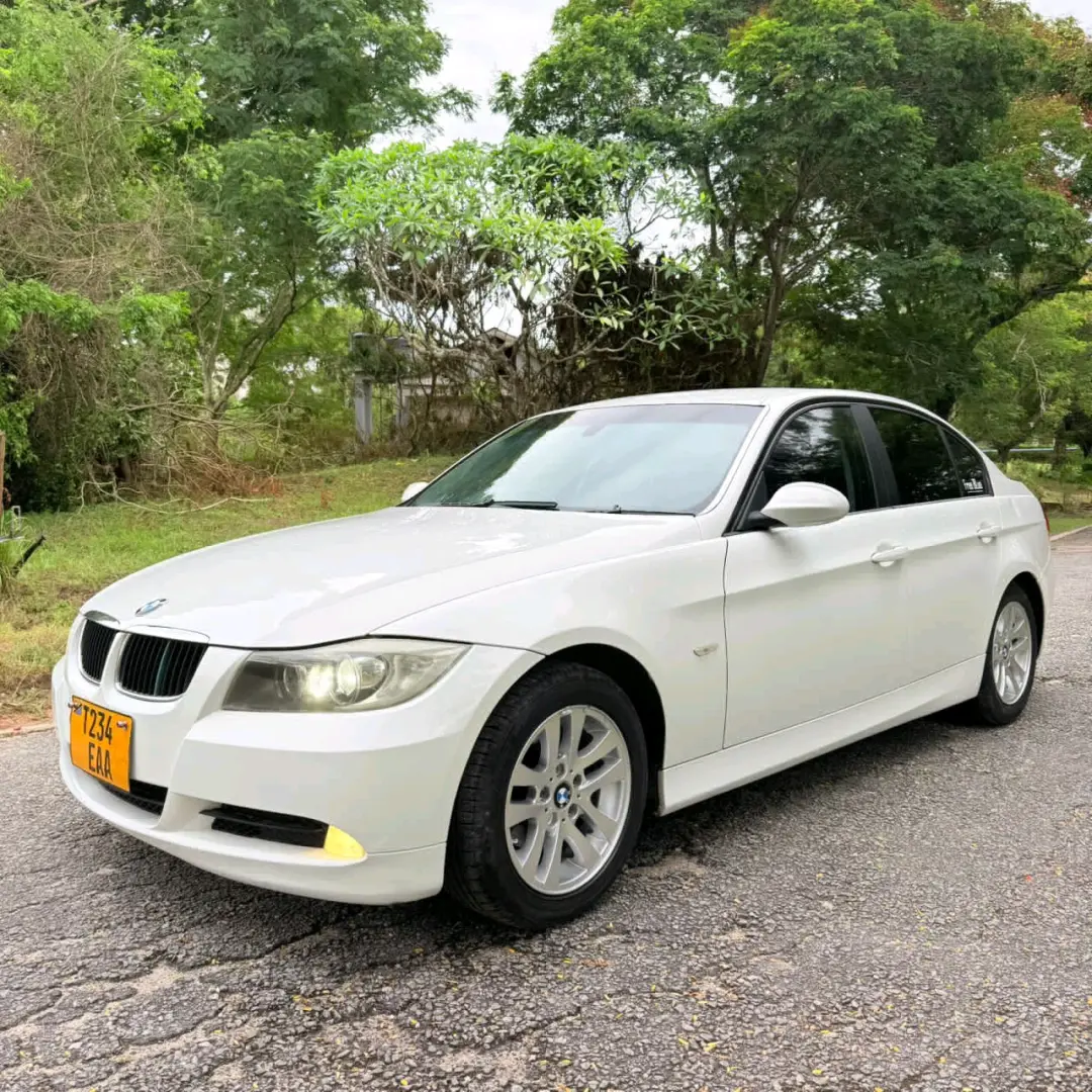 BMW 3 Series 2009 (Reg EAA) thumbnail 8
