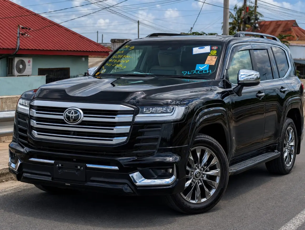 Toyota Land Cruiser ZX 2025