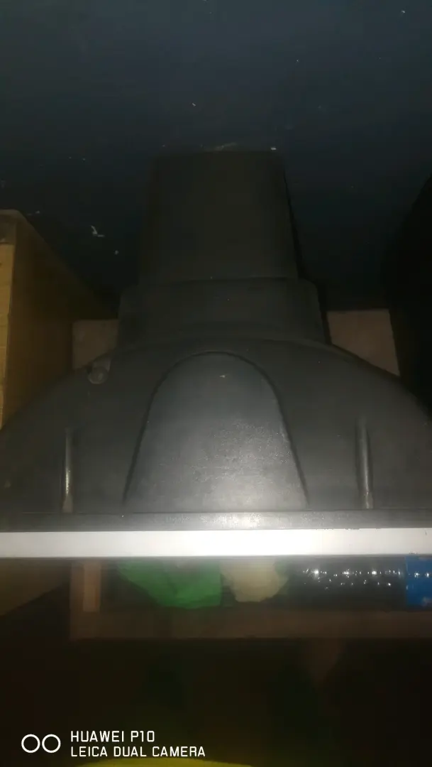 Hitachi Ultra Slim CRT TV yenye Tatizo thumbnail 2