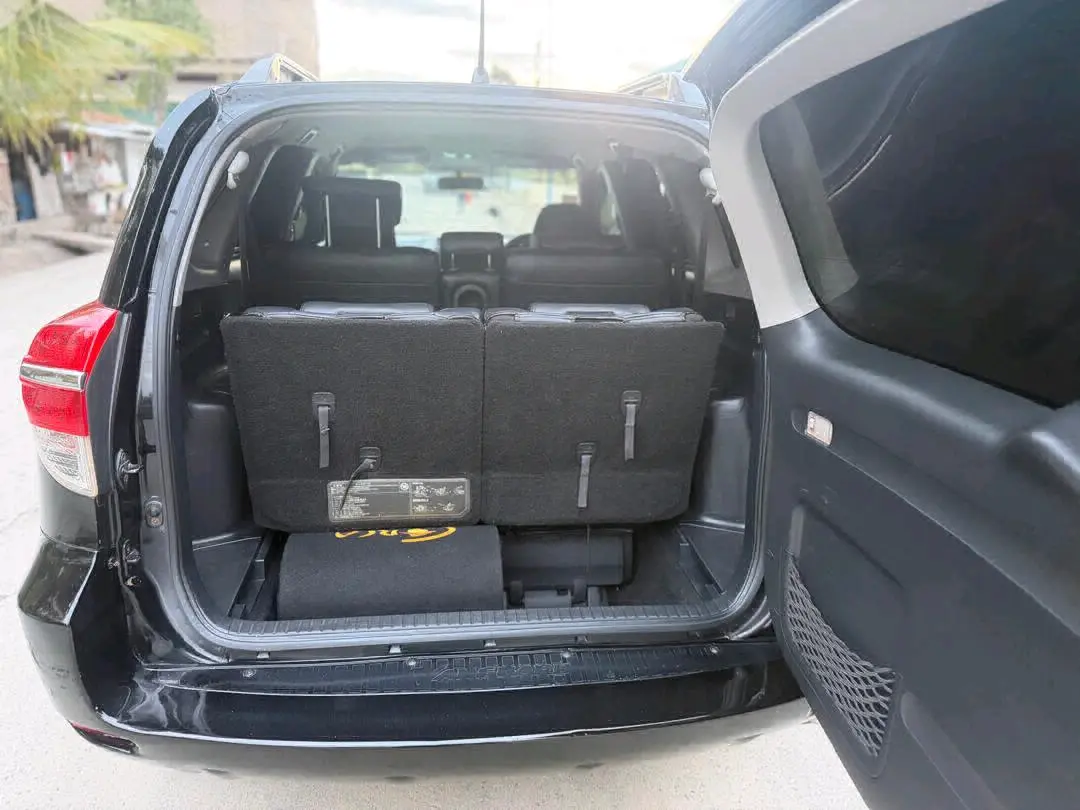 Toyota Vanguard 2011 (EDA) thumbnail 6
