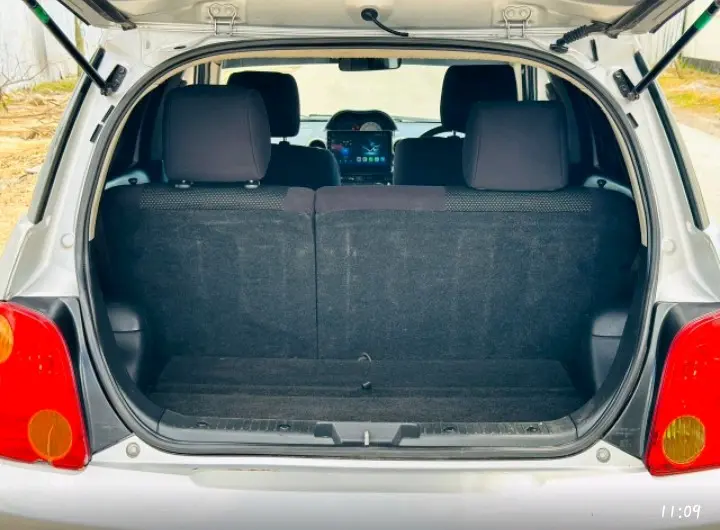 Toyota Ist Silver (Namba E) thumbnail 7