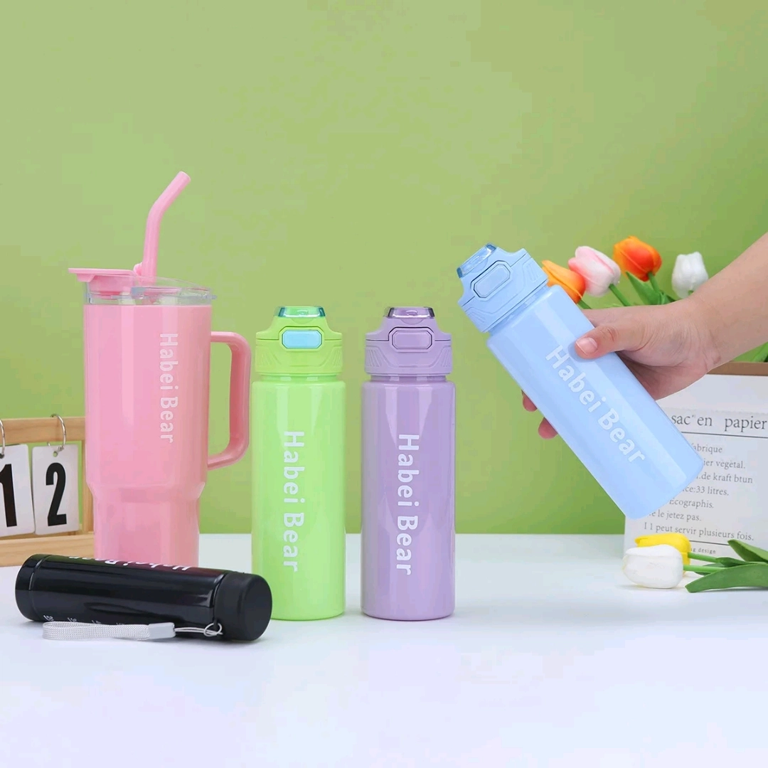3-Piece Habei Bear Colorful Water Bottle Set thumbnail 8