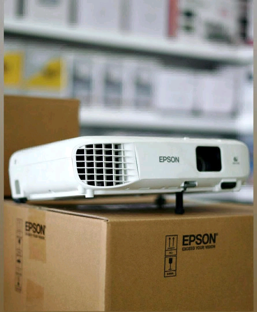 Epson CB-S05 Projector for Home and Office