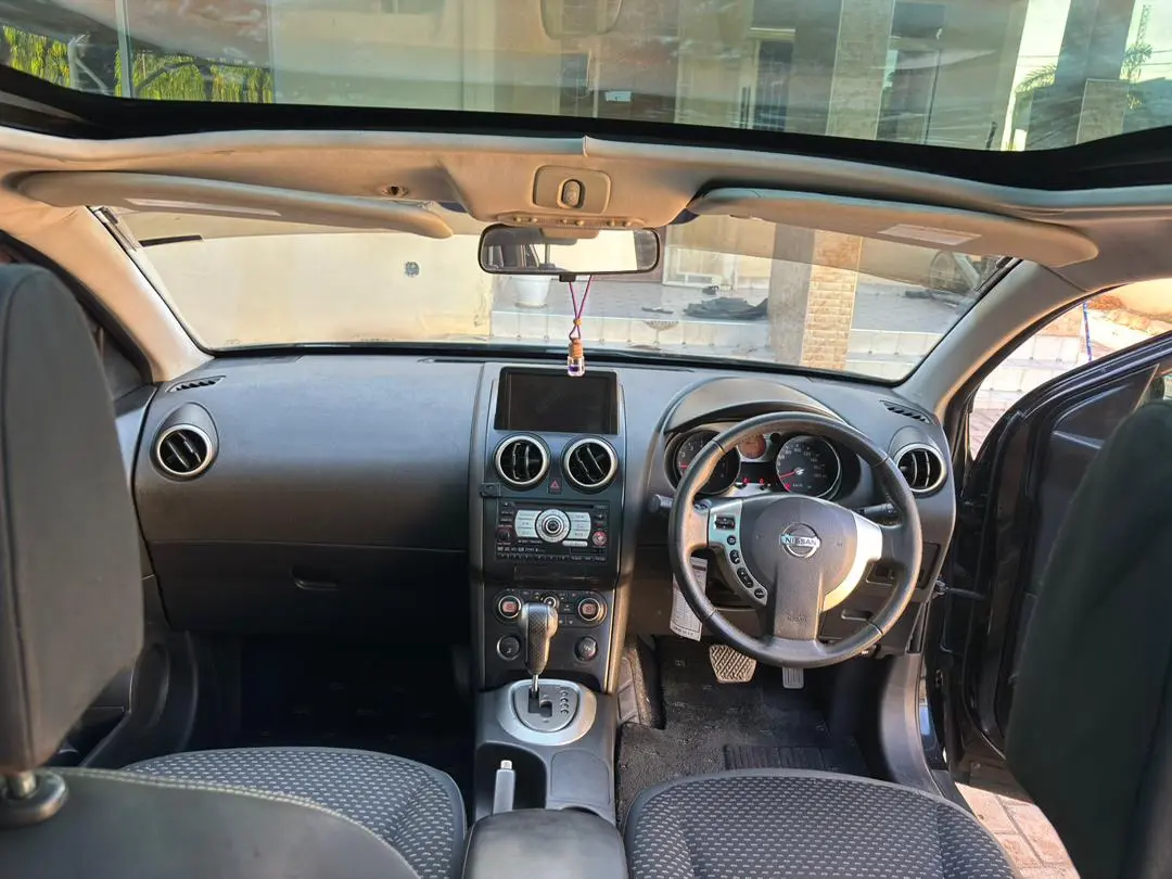 2008 Nissan Dualis SUV thumbnail 7