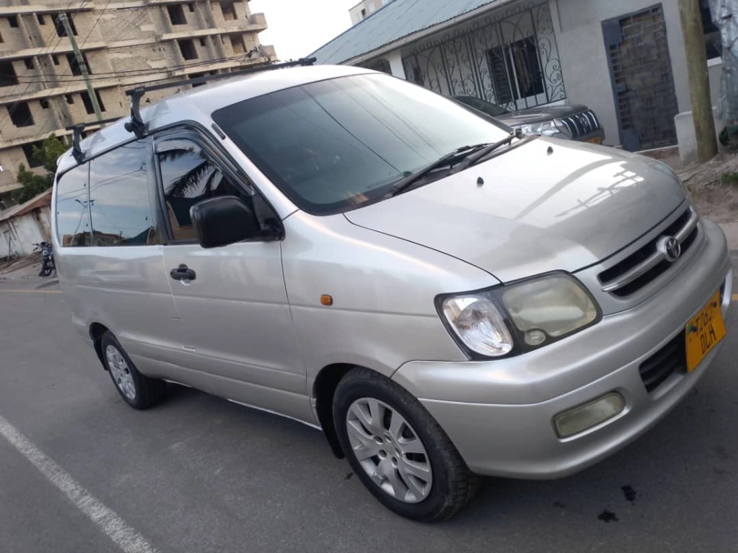 Toyota Noah SR 40 Minivan 1998 Model