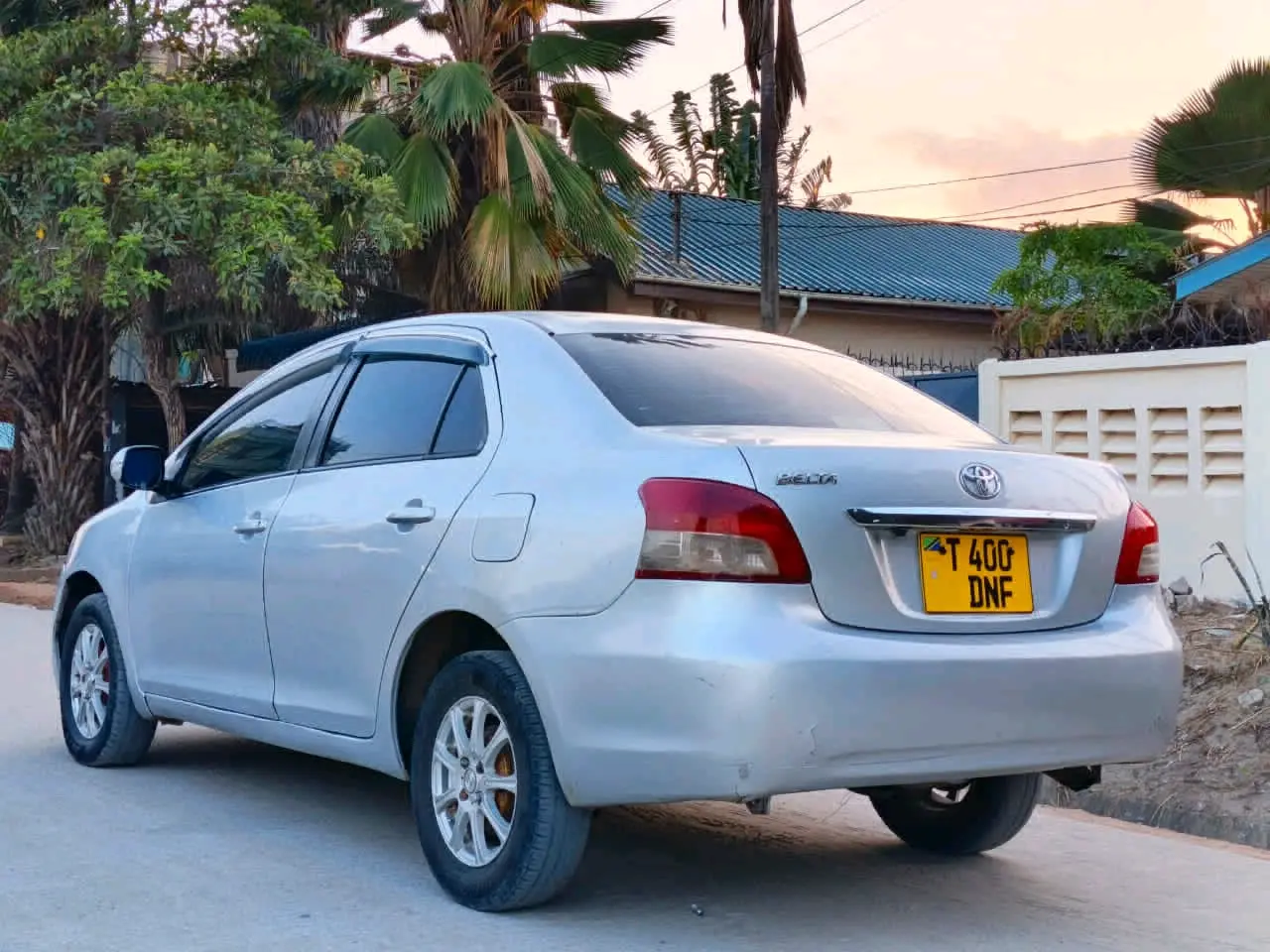 Toyota Belta 2005 Silver