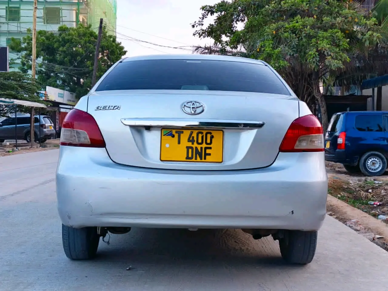 Toyota Belta 2005 Silver thumbnail 3