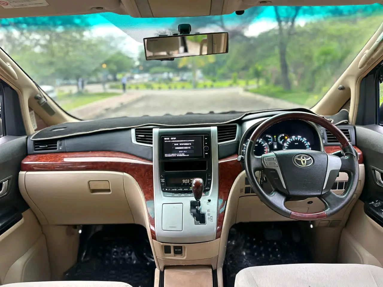 Toyota Alphard 2010 (EEP) thumbnail 9