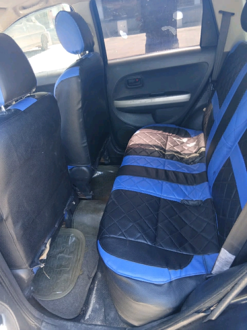 Toyota IST Dark Blue 1290cc for Sale thumbnail 3