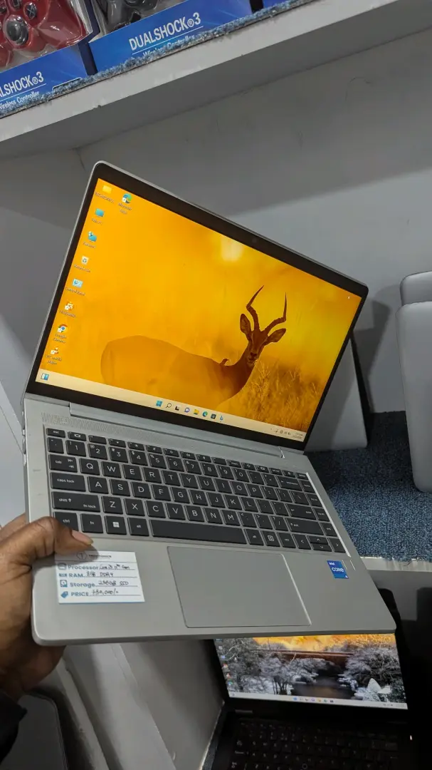 HP ProBook 440 G8 - Core i5 11th Gen thumbnail 4