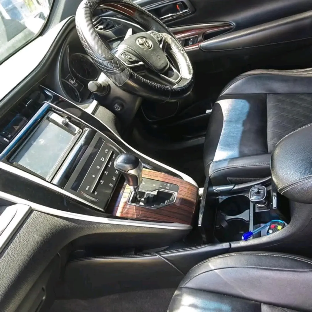 Toyota Harrier Anaconda 2014 thumbnail 4