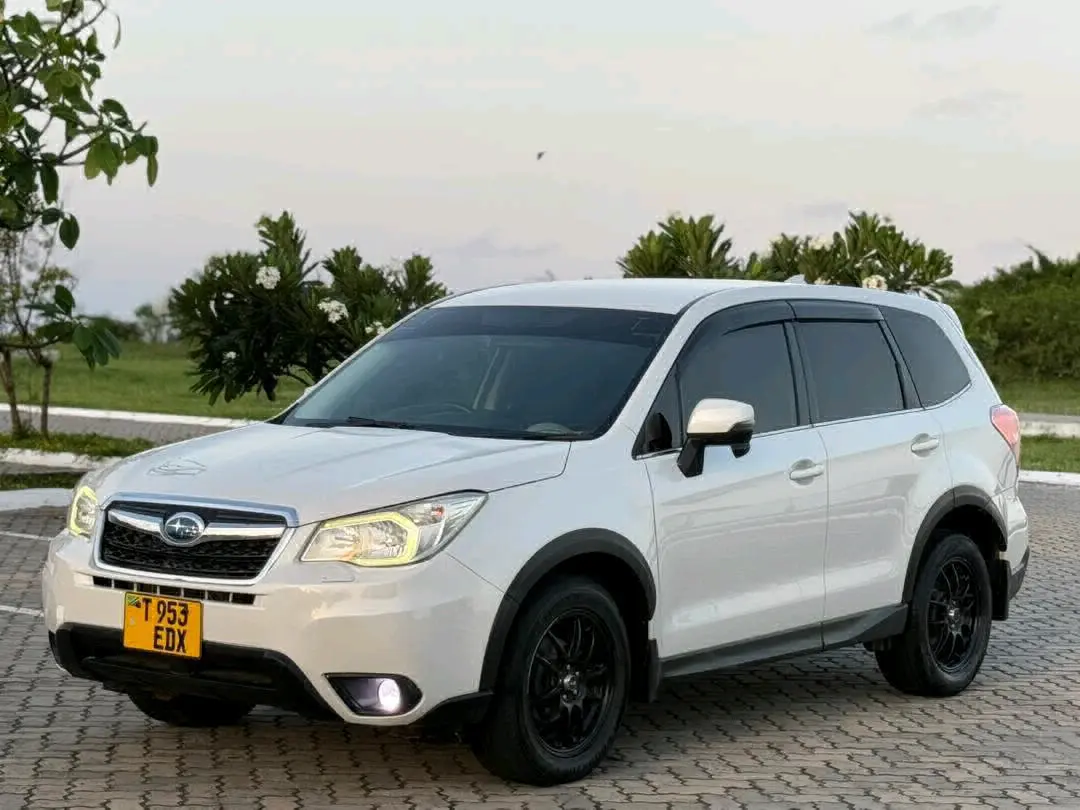 Subaru Forester 2013, White thumbnail 2