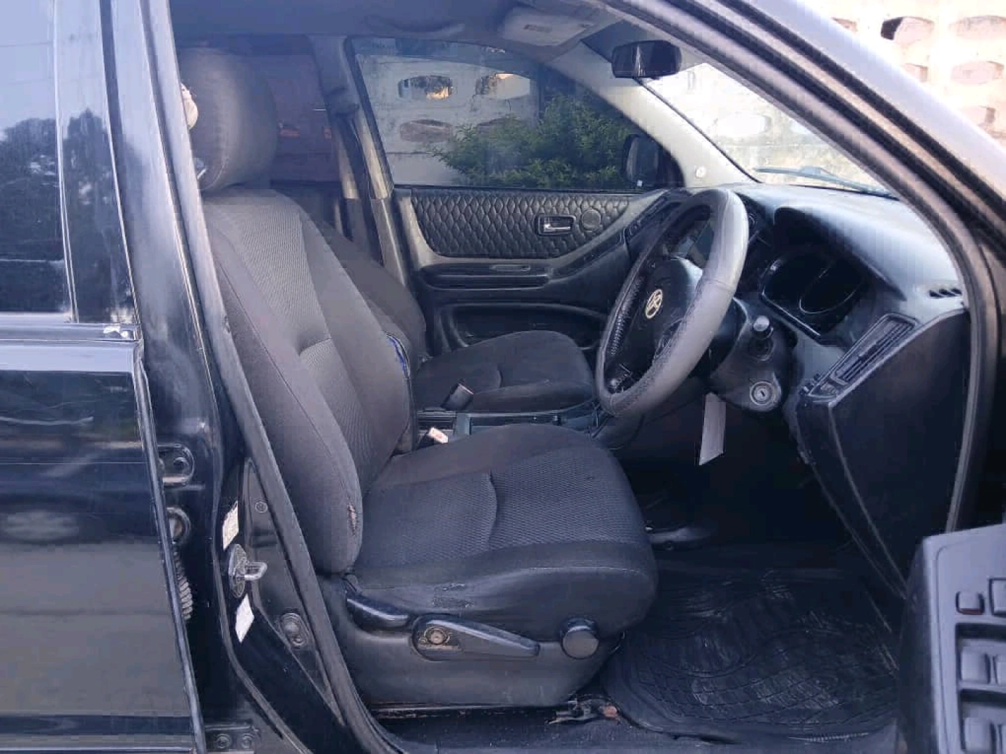 Toyota Kluger V DMC 2360 CC thumbnail 7