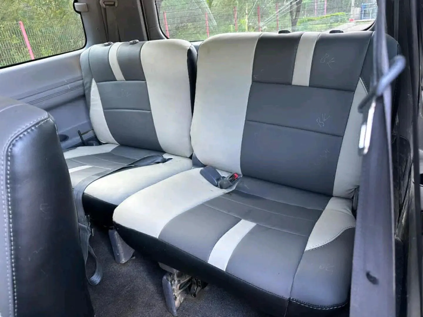 Toyota Noah SR40 2003 for Sale thumbnail 8