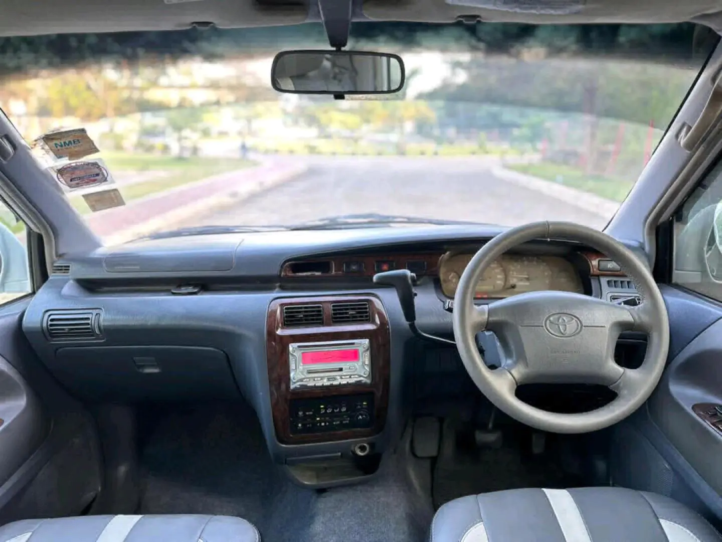 Toyota Noah SR40 2003 for Sale thumbnail 9