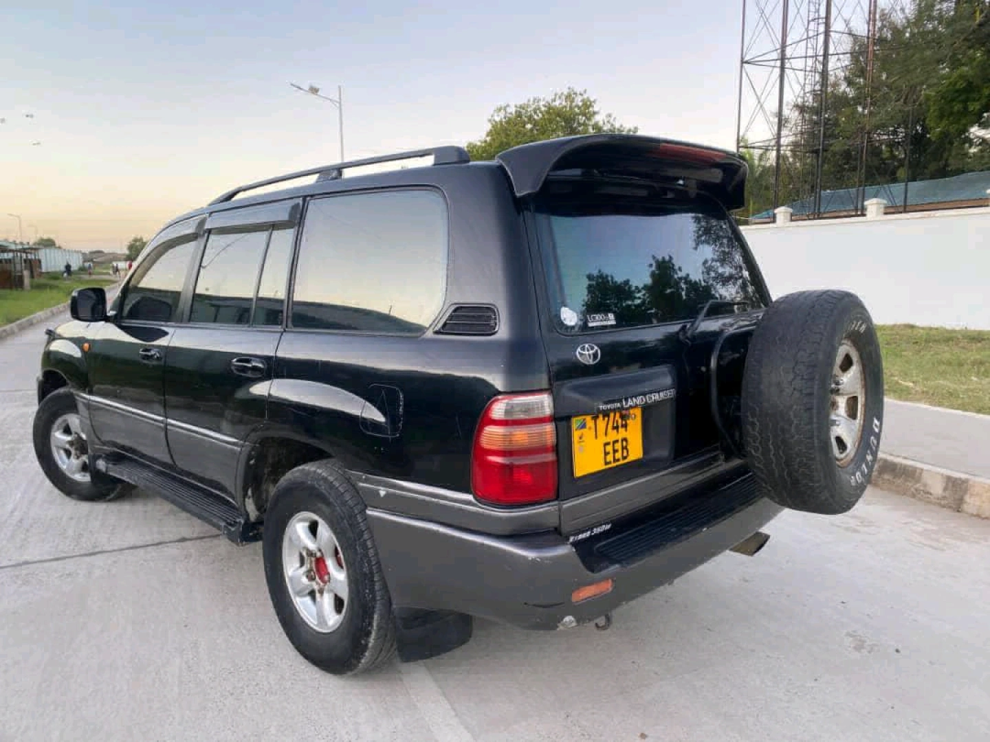 Toyota Land Cruiser EEB 1999 Diesel for Sale thumbnail 4