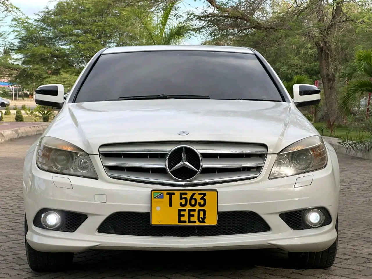 Mercedes-Benz C-Class 2009, White, 1790cc