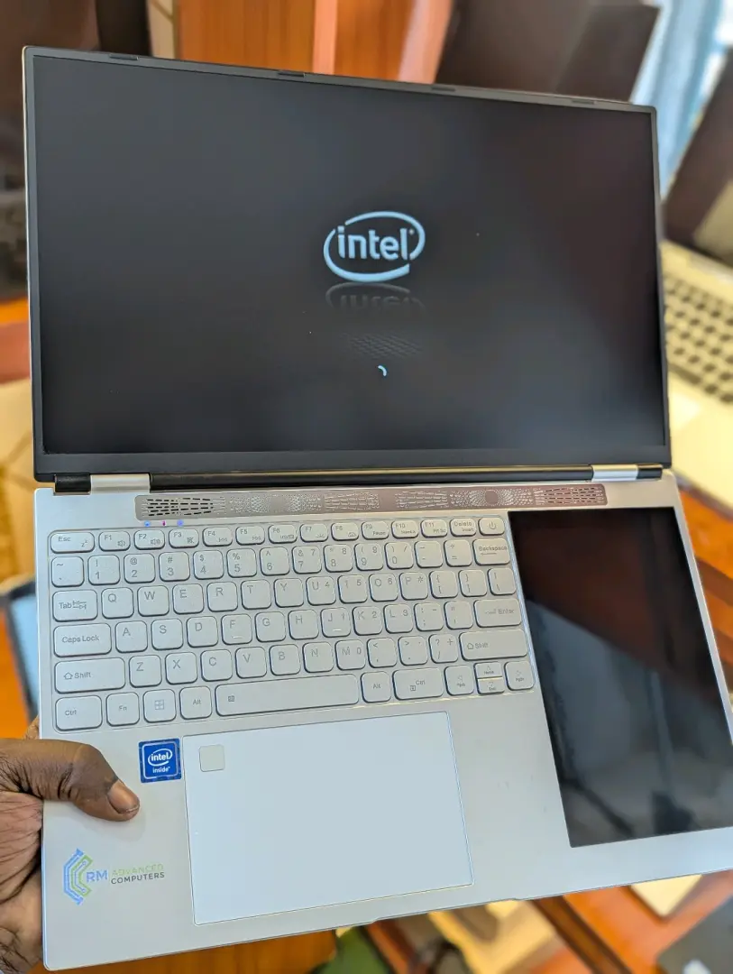 Brand New Intel Quadcore Laptop 16GB RAM 512GB SSD