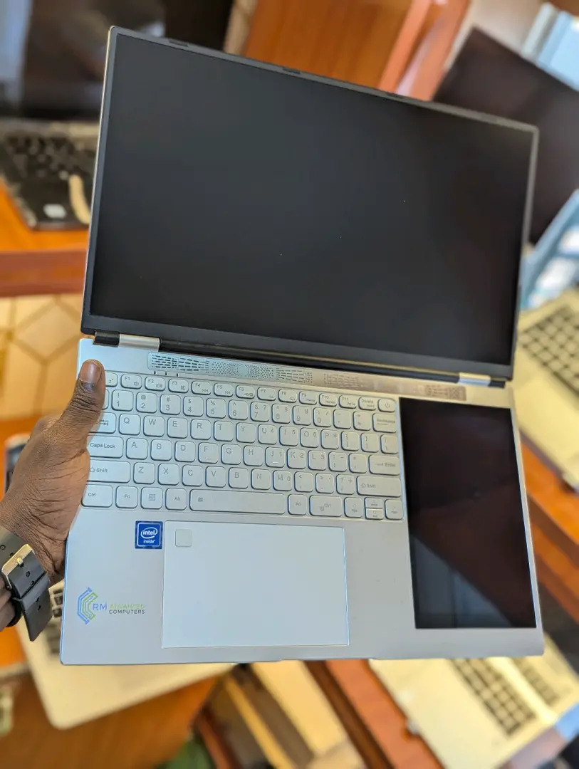 Brand New Intel Quadcore Laptop 16GB RAM 512GB SSD thumbnail 3