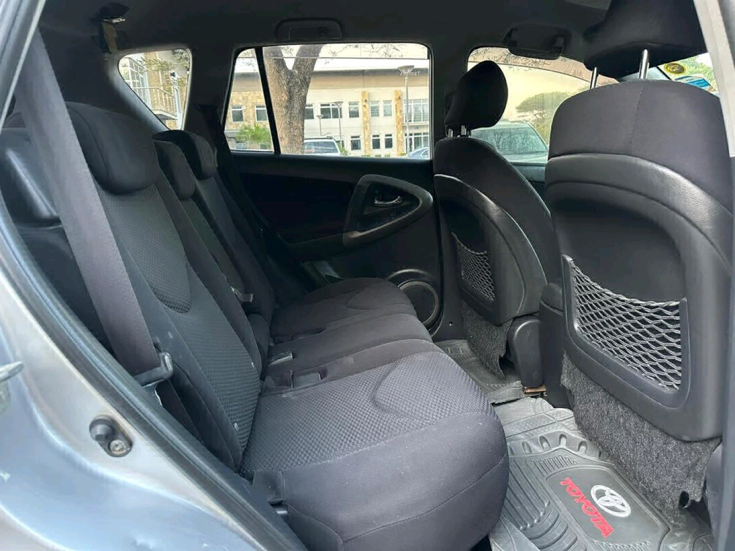 Toyota RAV4 2008 (Miss Tanzania Reg) for Sale thumbnail 8