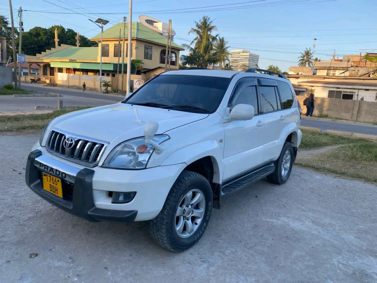 Toyota Land Cruiser Prado 120 series thumbnail 3