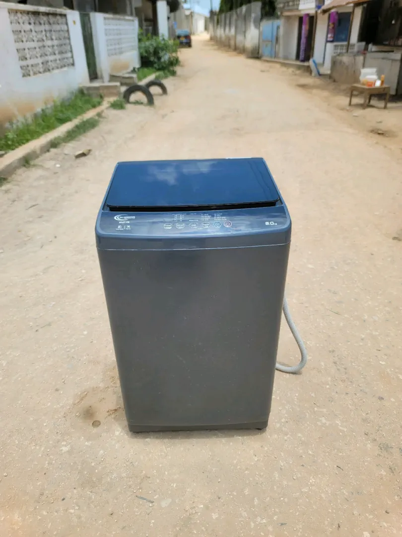 Silverdome 8kg Top-Load Washing Machine