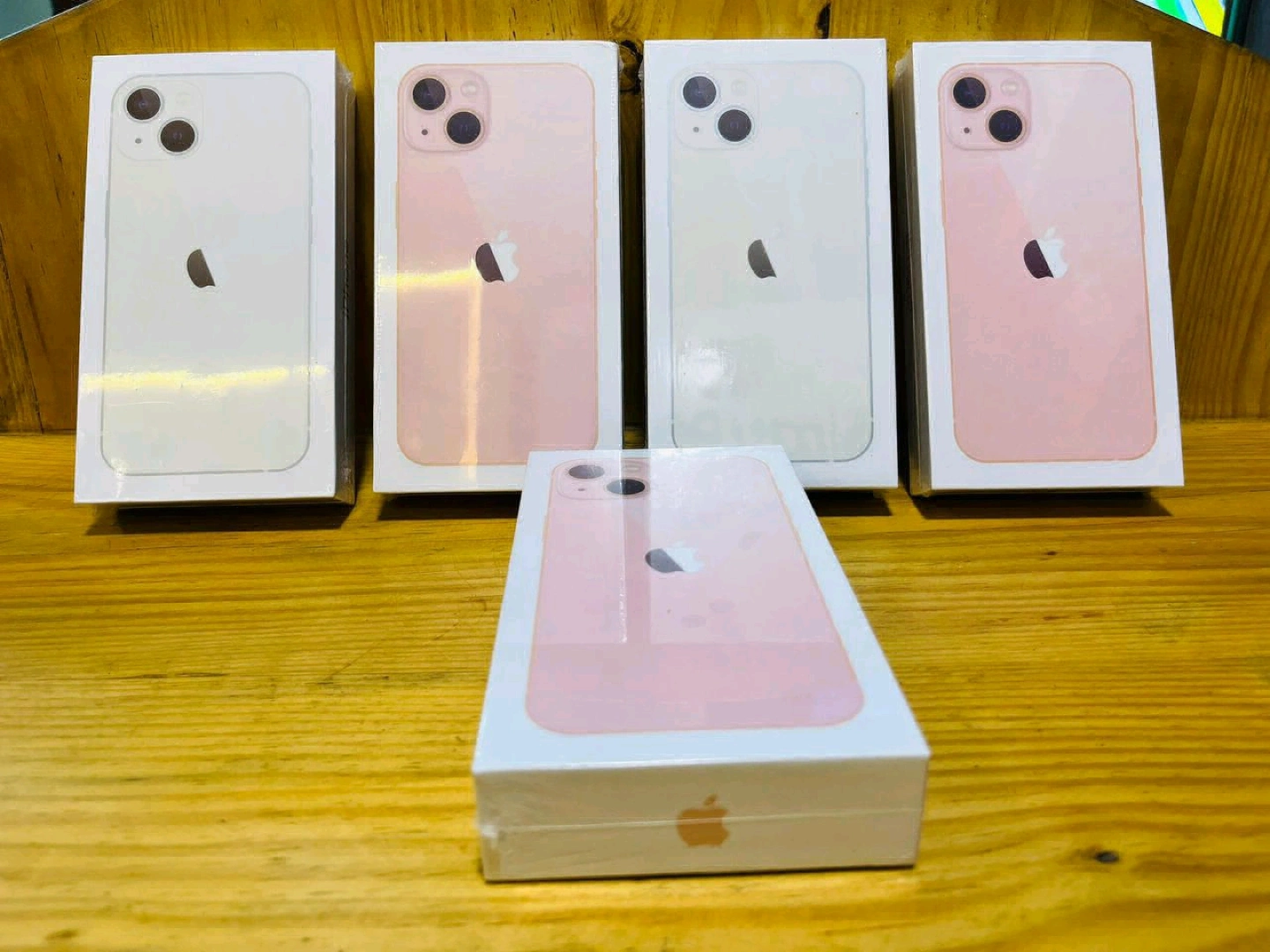 Apple iPhone 13 256GB Full Box thumbnail 3