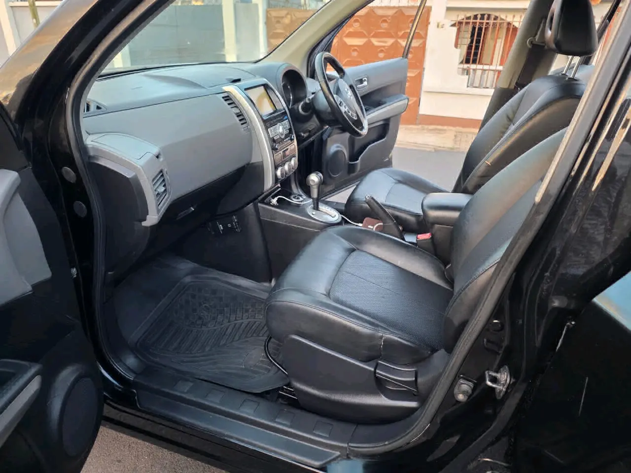 Nissan X-Trail 2009 (EHK) thumbnail 7