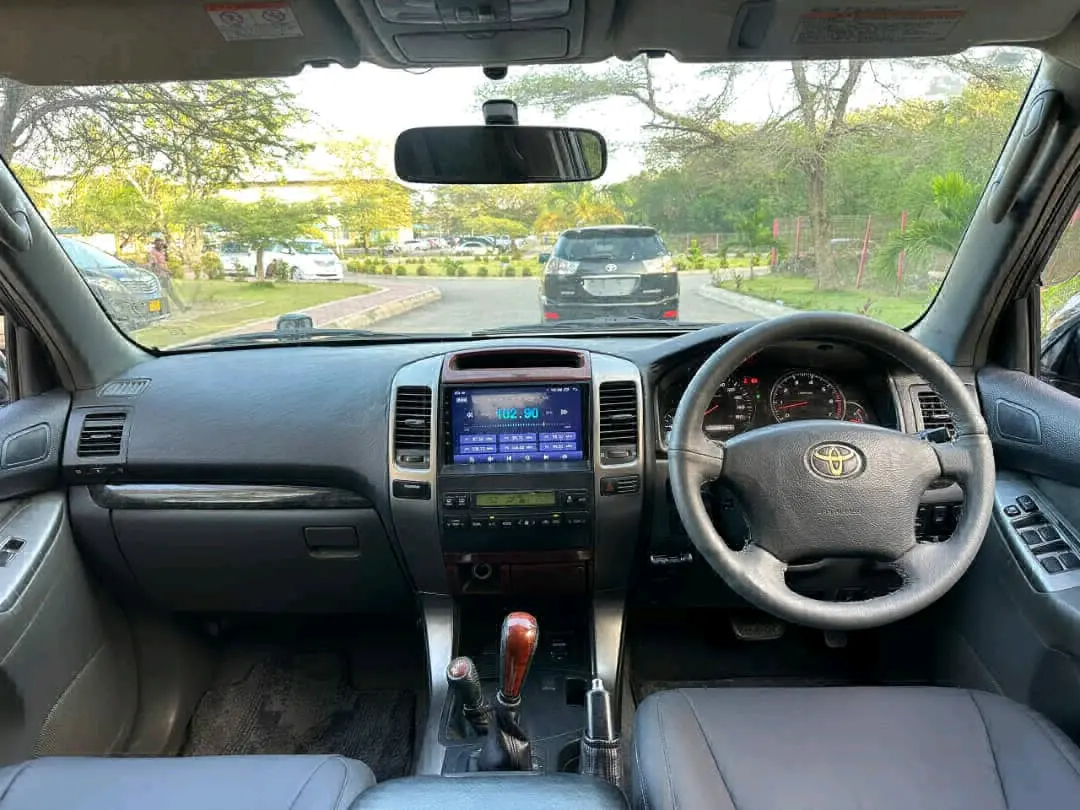 Toyota Land Cruiser Prado 120 (2008) for Sale thumbnail 2