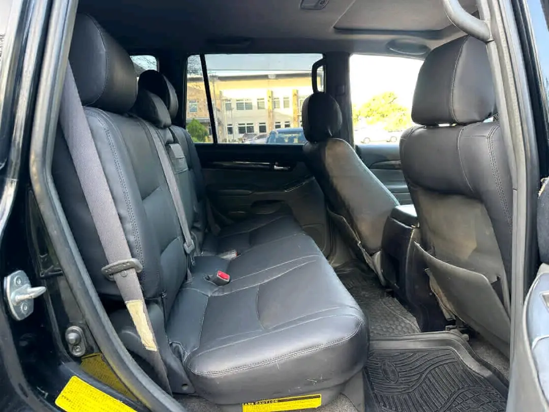 Toyota Land Cruiser Prado 120 (2008) for Sale thumbnail 4