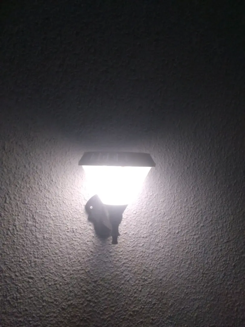 Taa za Nje za Urembo (Outdoor Decorative Lights)