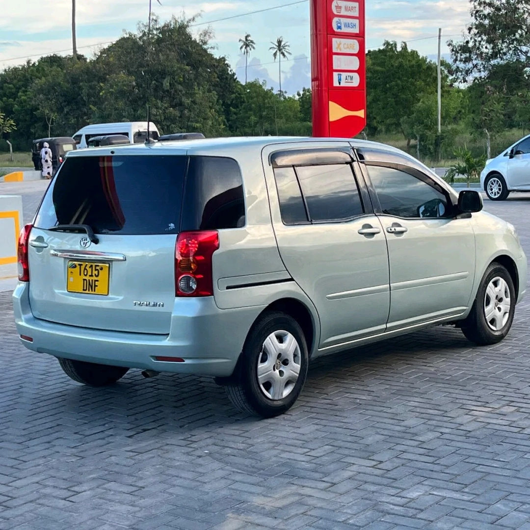 Toyota Raum DNF 2005 Model thumbnail 3