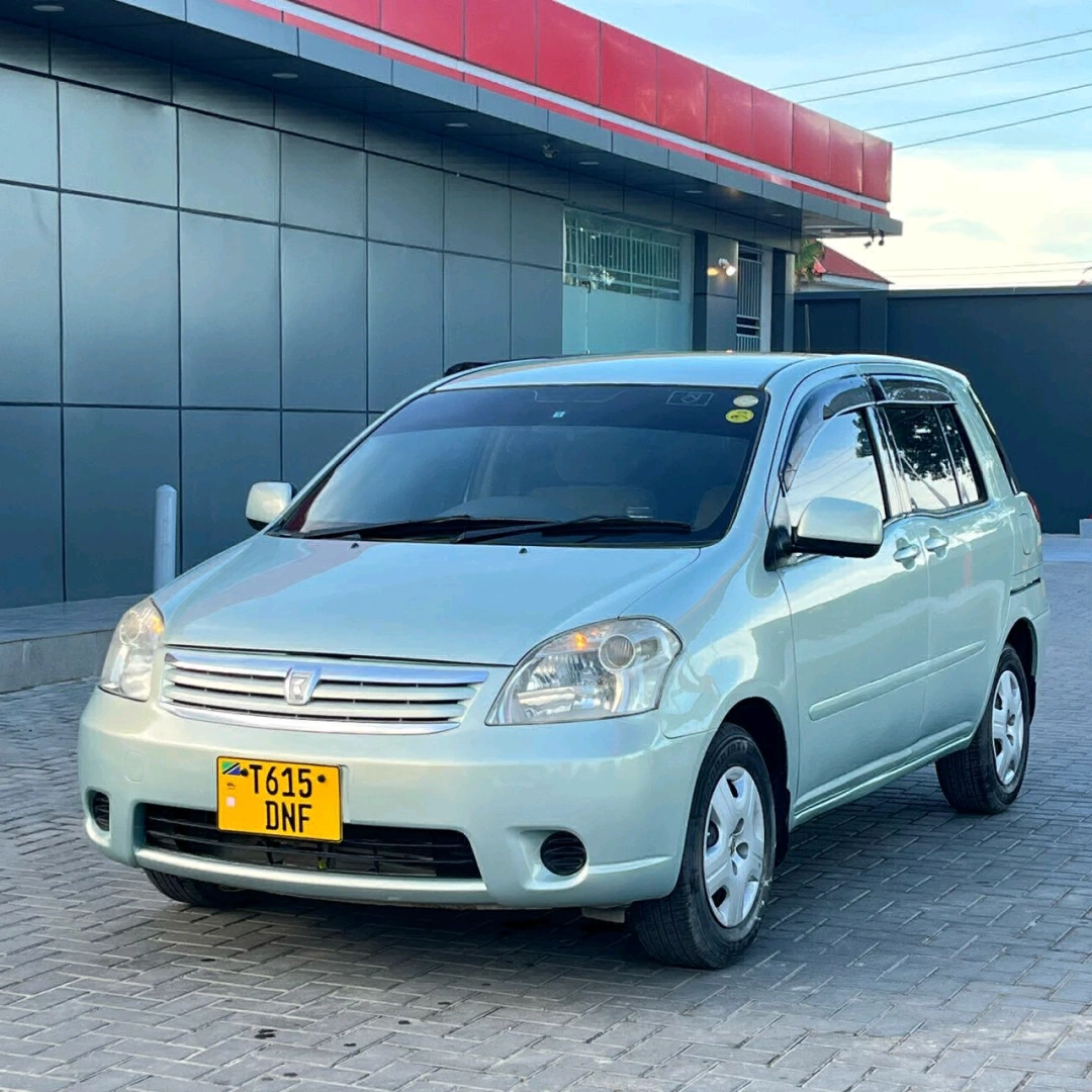 Toyota Raum DNF 2005 Model thumbnail 4