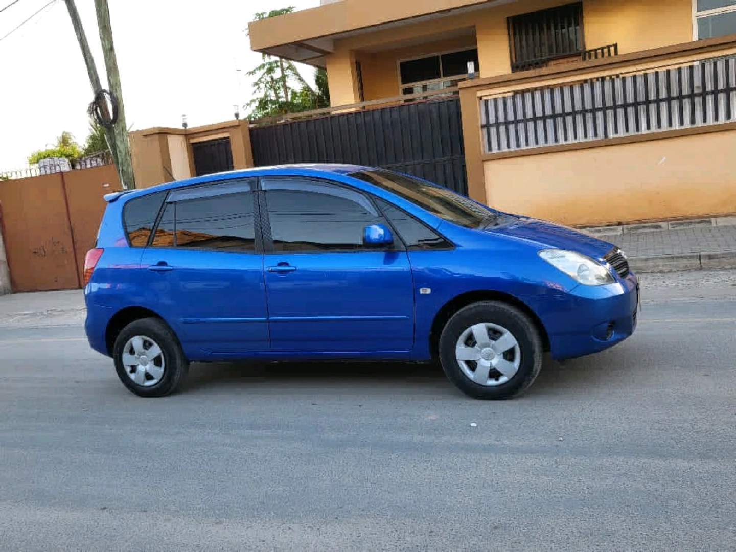 Toyota Spacio 2004 Minivan Full AC thumbnail 4