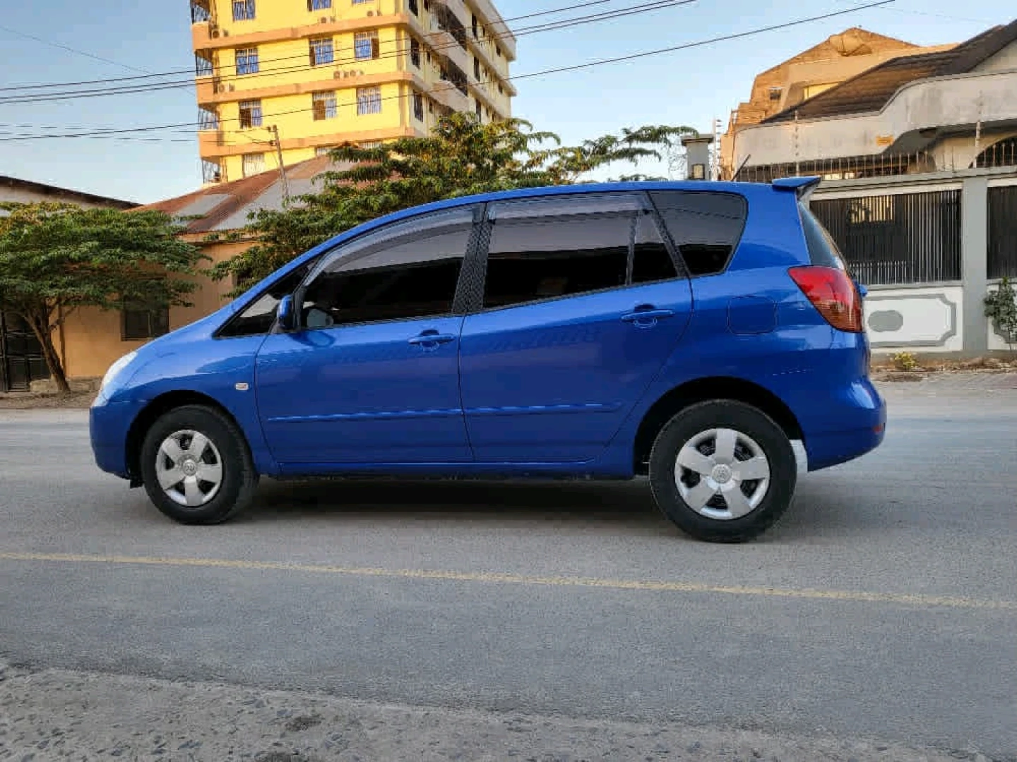 Toyota Spacio 2004 Minivan Full AC thumbnail 5