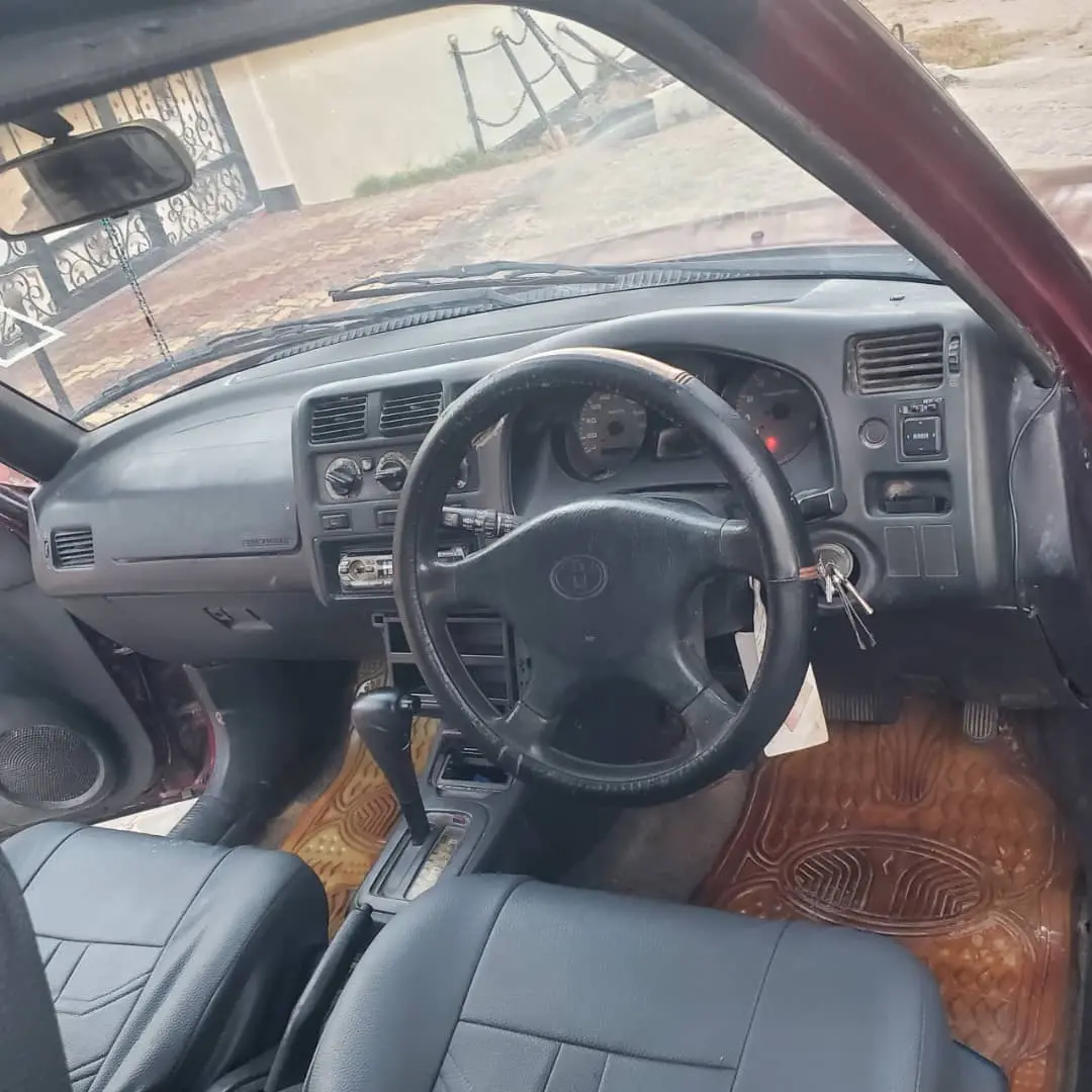 Toyota RAV4 3-Door (AWB) thumbnail 3