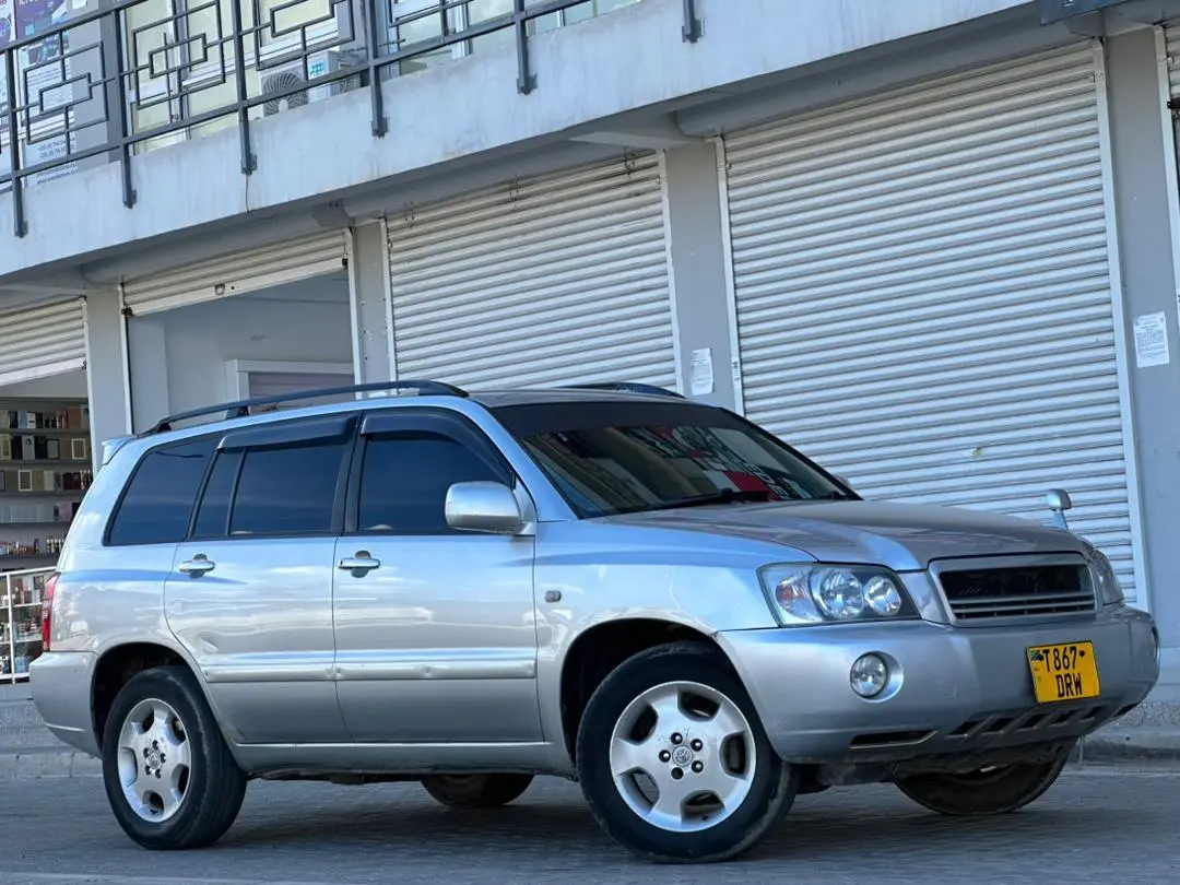 Toyota Kluger V 2004 thumbnail 7