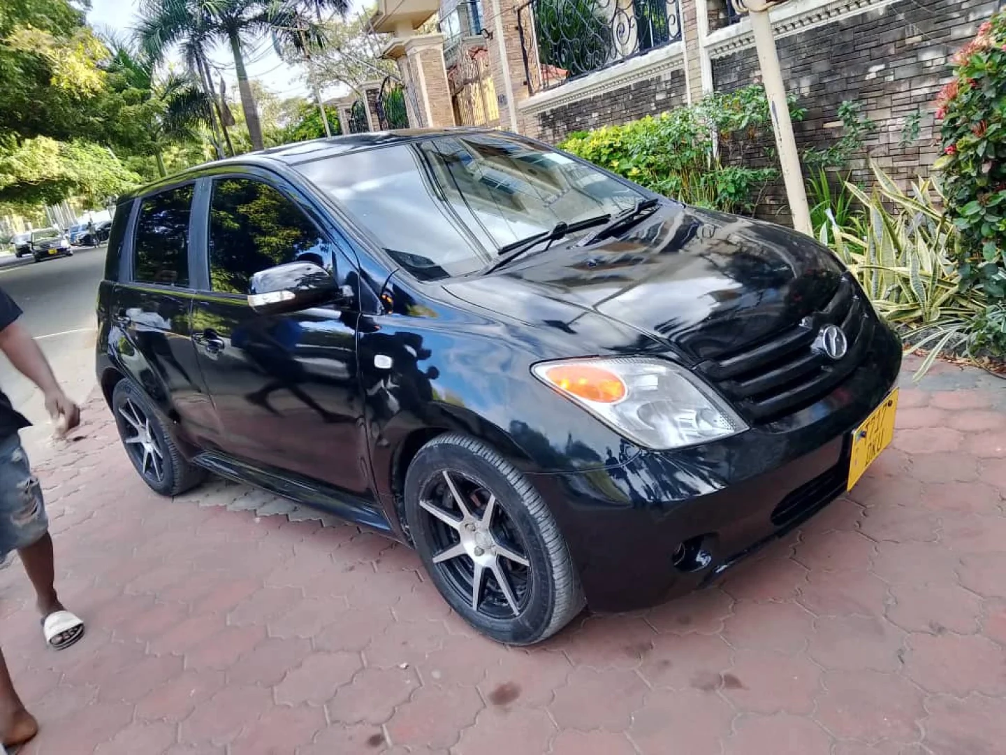 Toyota Ist 2006 Black - 1290cc For Sale thumbnail 6