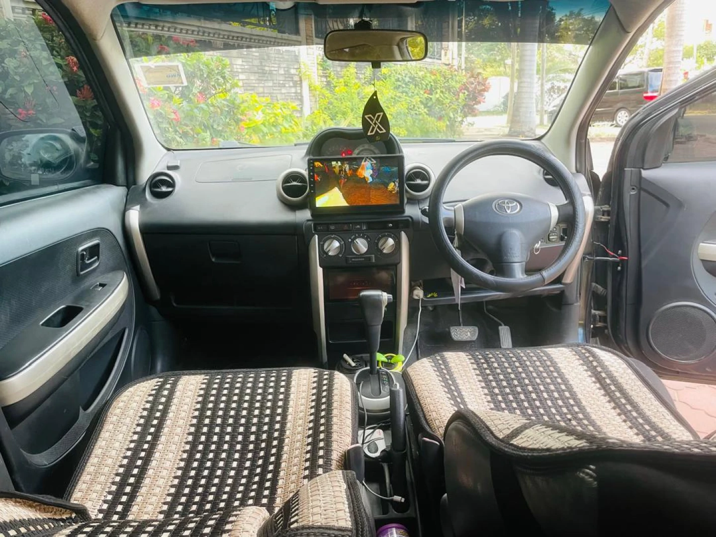 Toyota Ist 2006 Black - 1290cc For Sale thumbnail 8